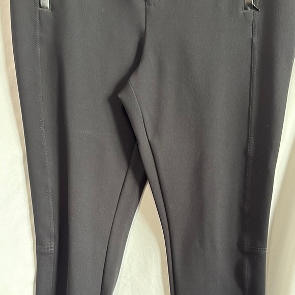 Anthropologie Black Skinny Pants Streamlined Tapered Design - Picture 3 of 12